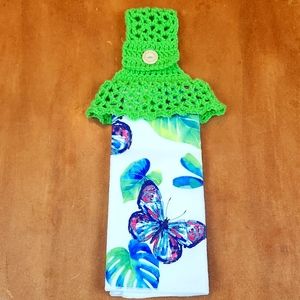 Crocheted Top Hanging Kitchen Towel